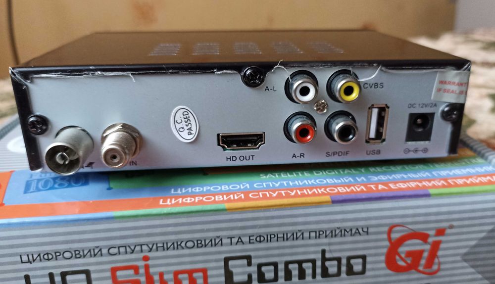 Продам ресівер GI HD Slim Combo