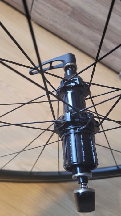 Koła szosowe DT Swiss RR511 DT 350 Sapim CX Ray