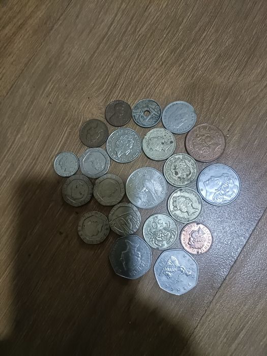 Lote moedas antigas e 4 notas