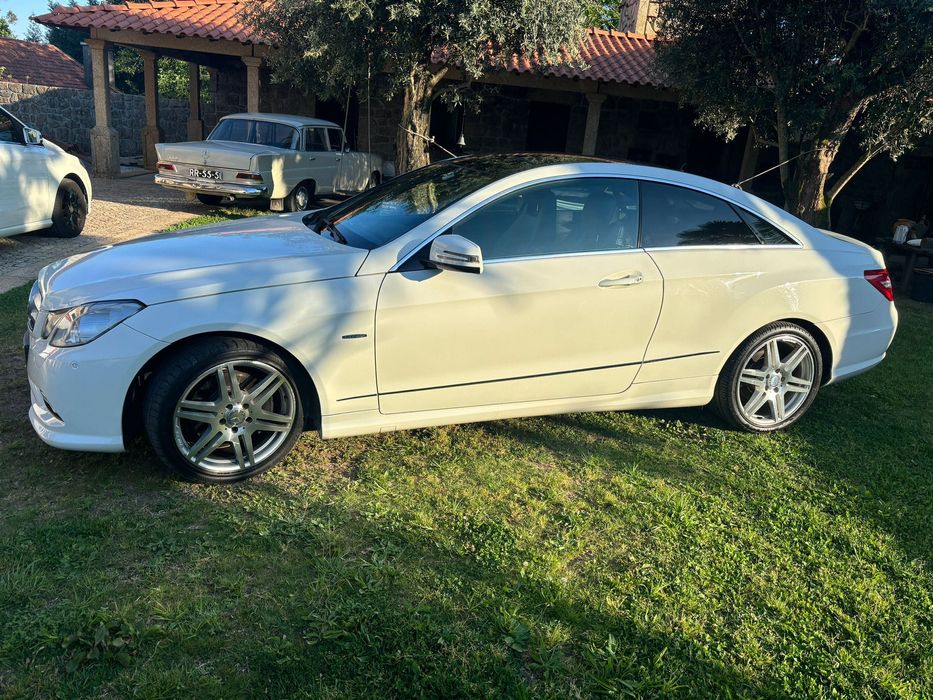 Mercedes-Benz E 350 CDi V6 Avantgarde BlueEfficiency Auto