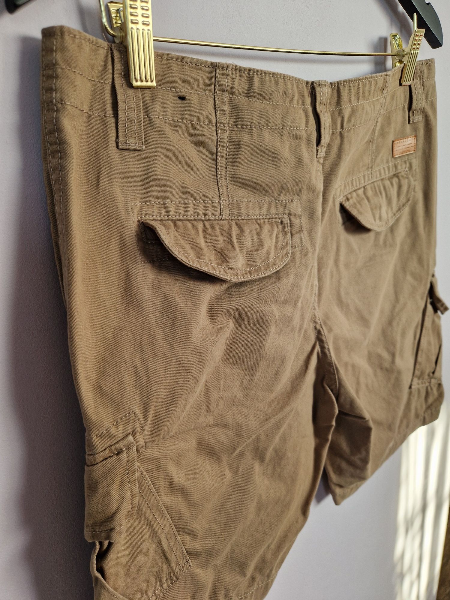 Męskie szorty cargo, krótkie spodenki khaki Threadbare, eur 42/M-L