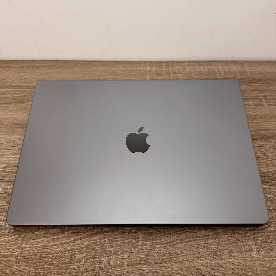 Macbook Pro 16" 2021 A2485 M1 Pro / 32Gb DDR5 / SSD 512Gb (код:M0570)