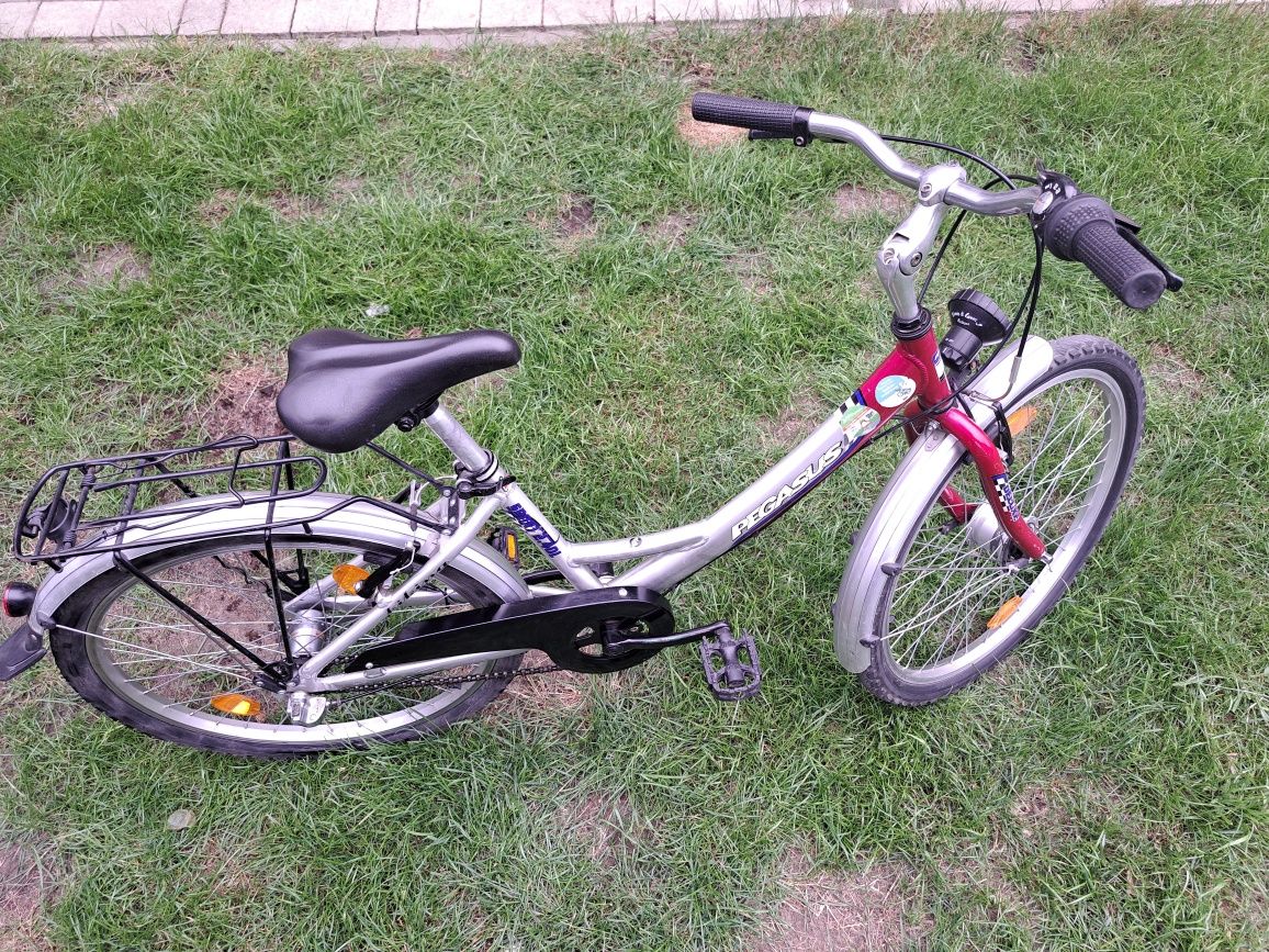 Rower PEGASUS koła 24 całe 3 biegi