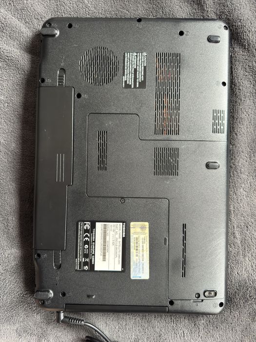 Laptop Toshiba Satellite C660-2MN sprawny