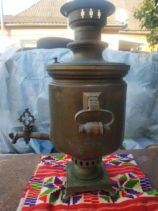 Самовар на вугіллі Баташова старовинний латунний