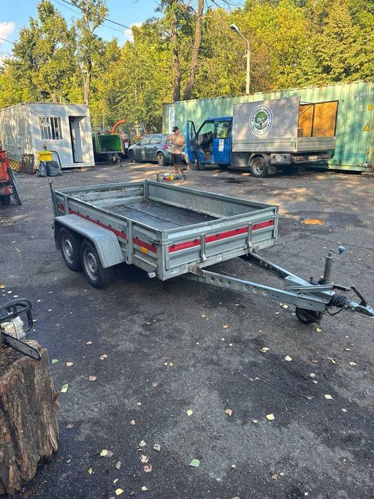 Przyczepa ze wzmocnionym podwoziem 4 500 + VAT