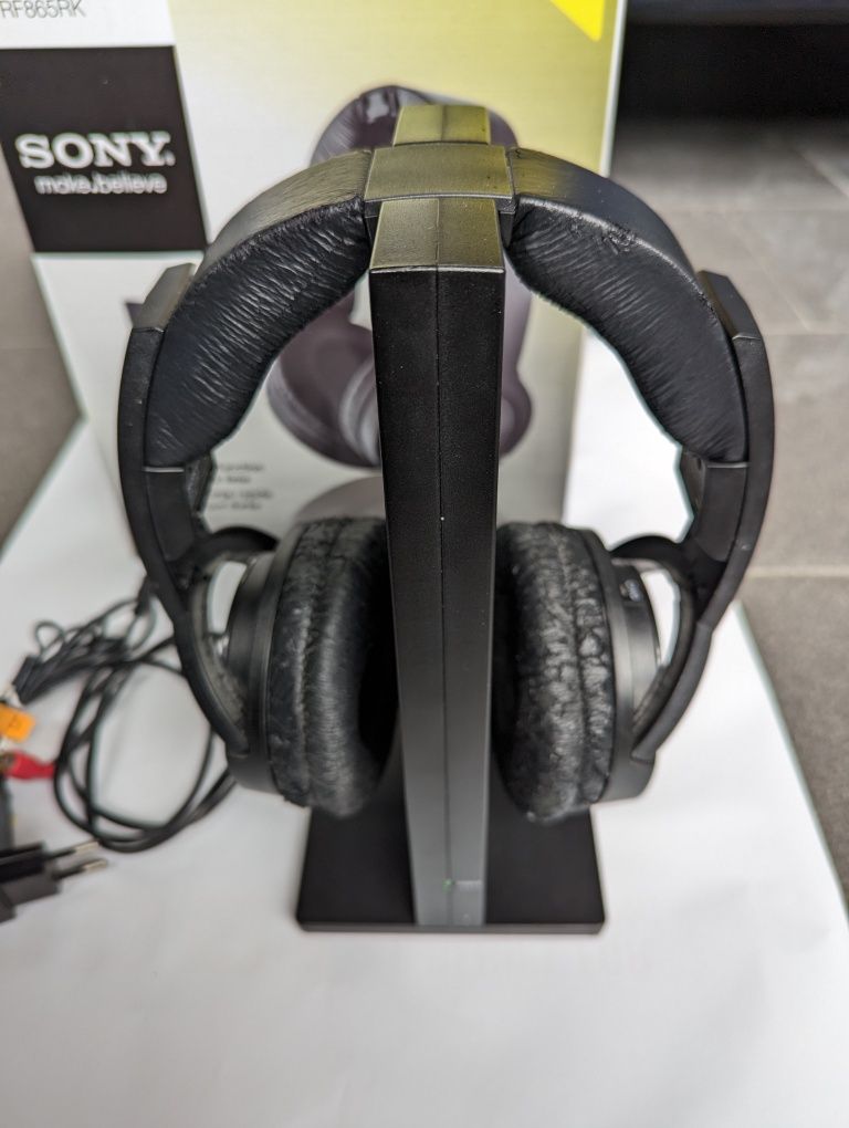 Słuchawki bezprzewodowe Sony MDR RF865RK, pełny zestaw