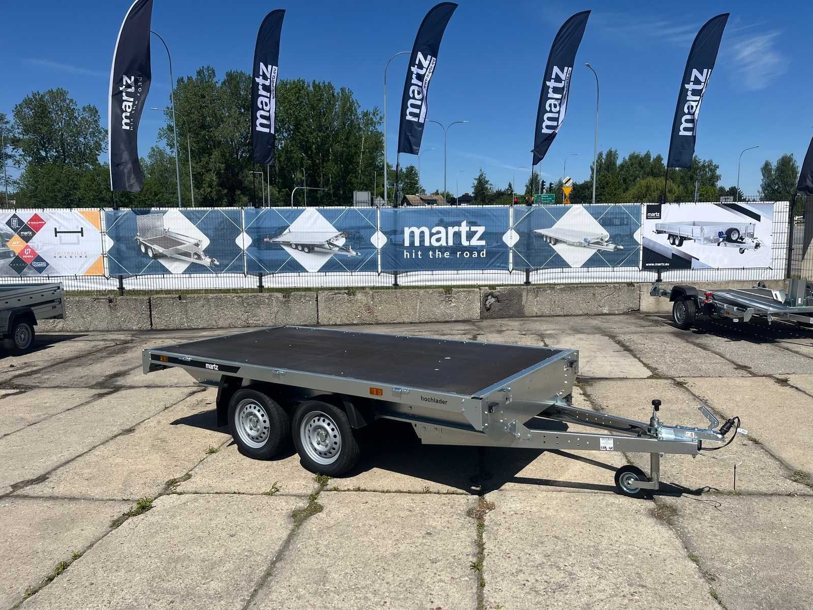 Przyczepa Martz Hochlader 300/2 2 osie DMC 750kg 304x151x40 cm