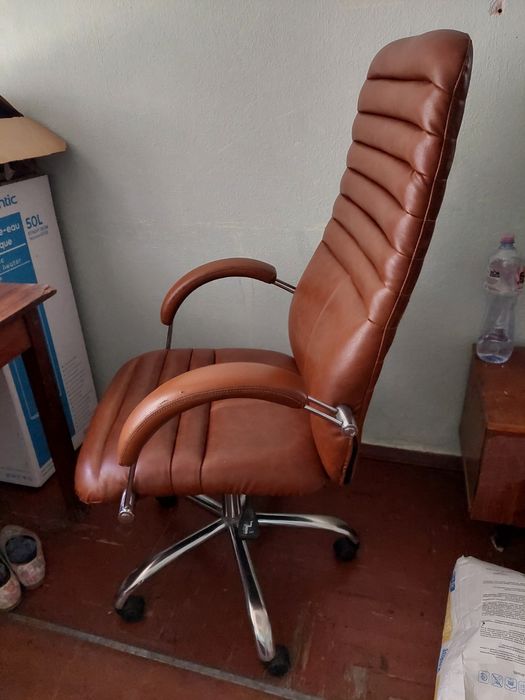 офисное  кресло продам бу