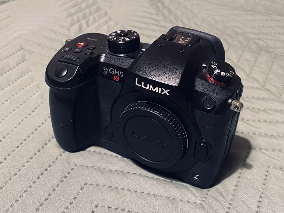 Panasonic Lumix GH5s body