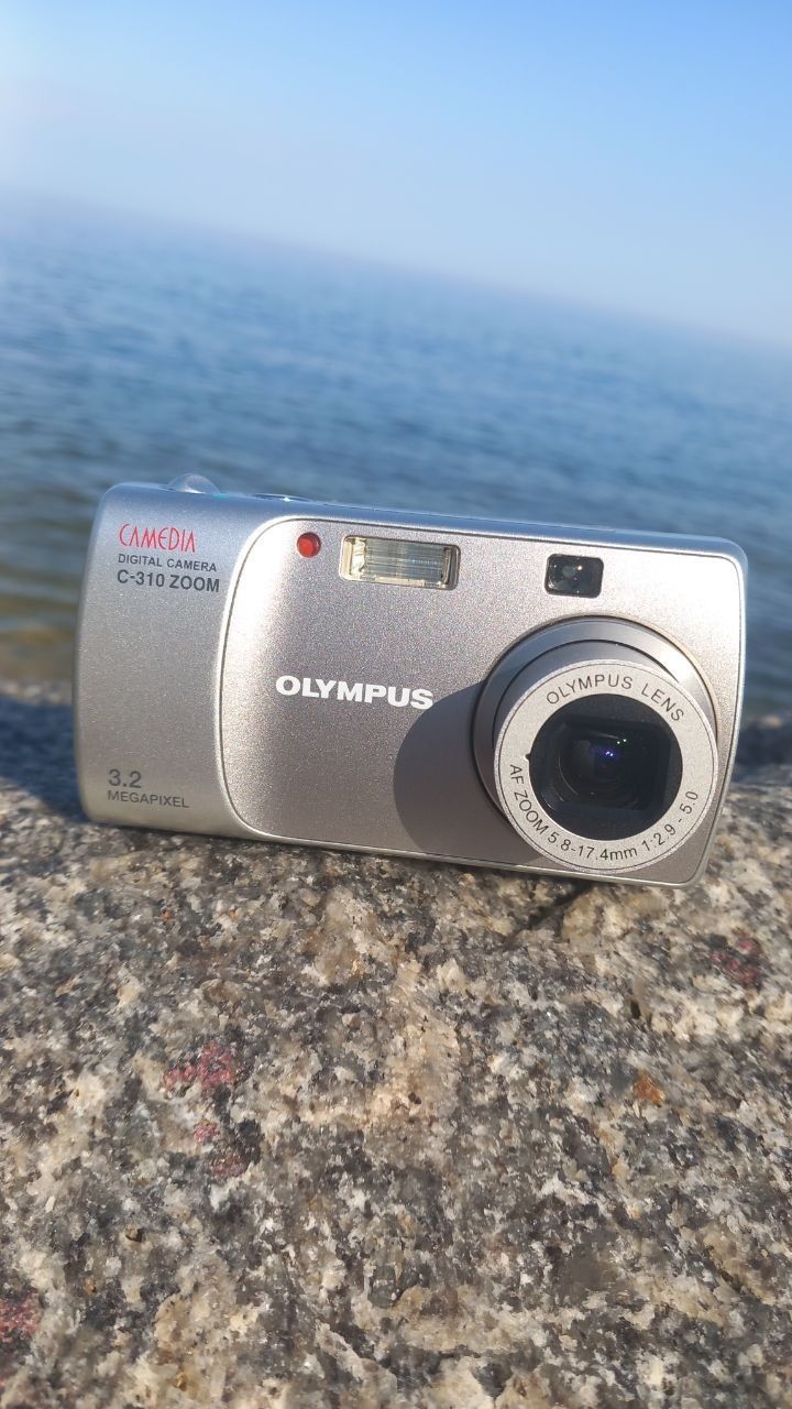 Цифровой фотоаппарат Olympus digital camera c310 zooom одипус фотик