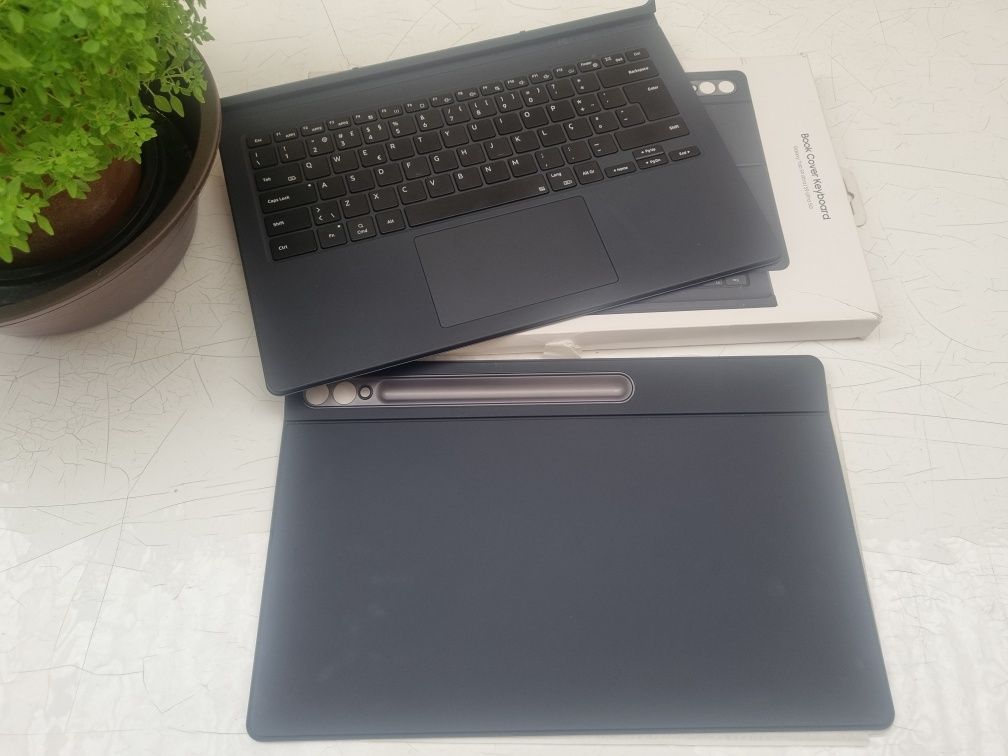 Teclado oficial Samsung para S9 Tab Ultra