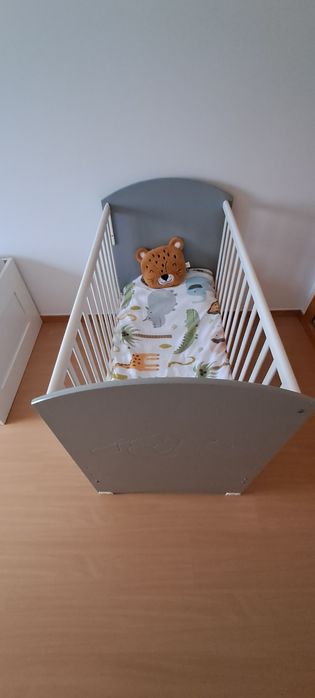 Berço Bebé com colchão