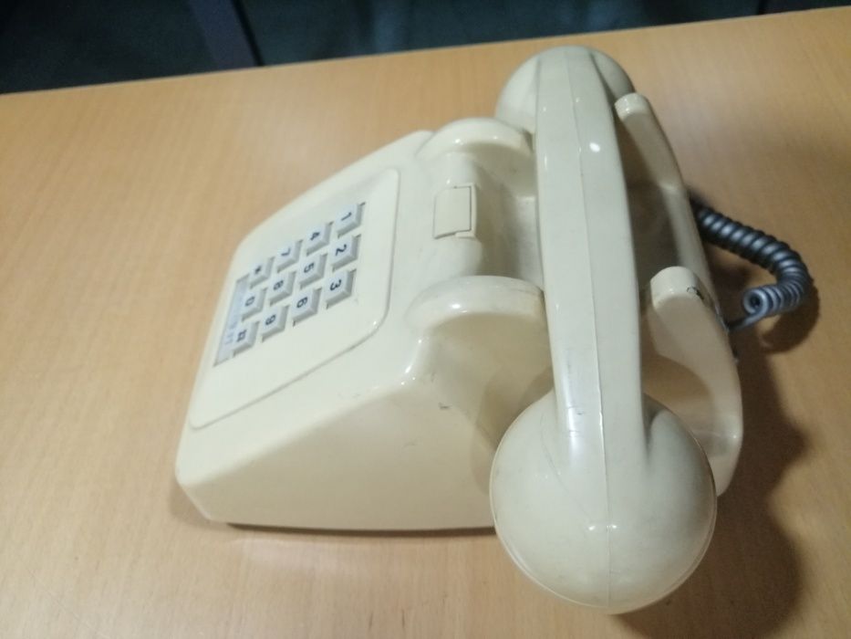 Telefone antigo  em ótimo estado