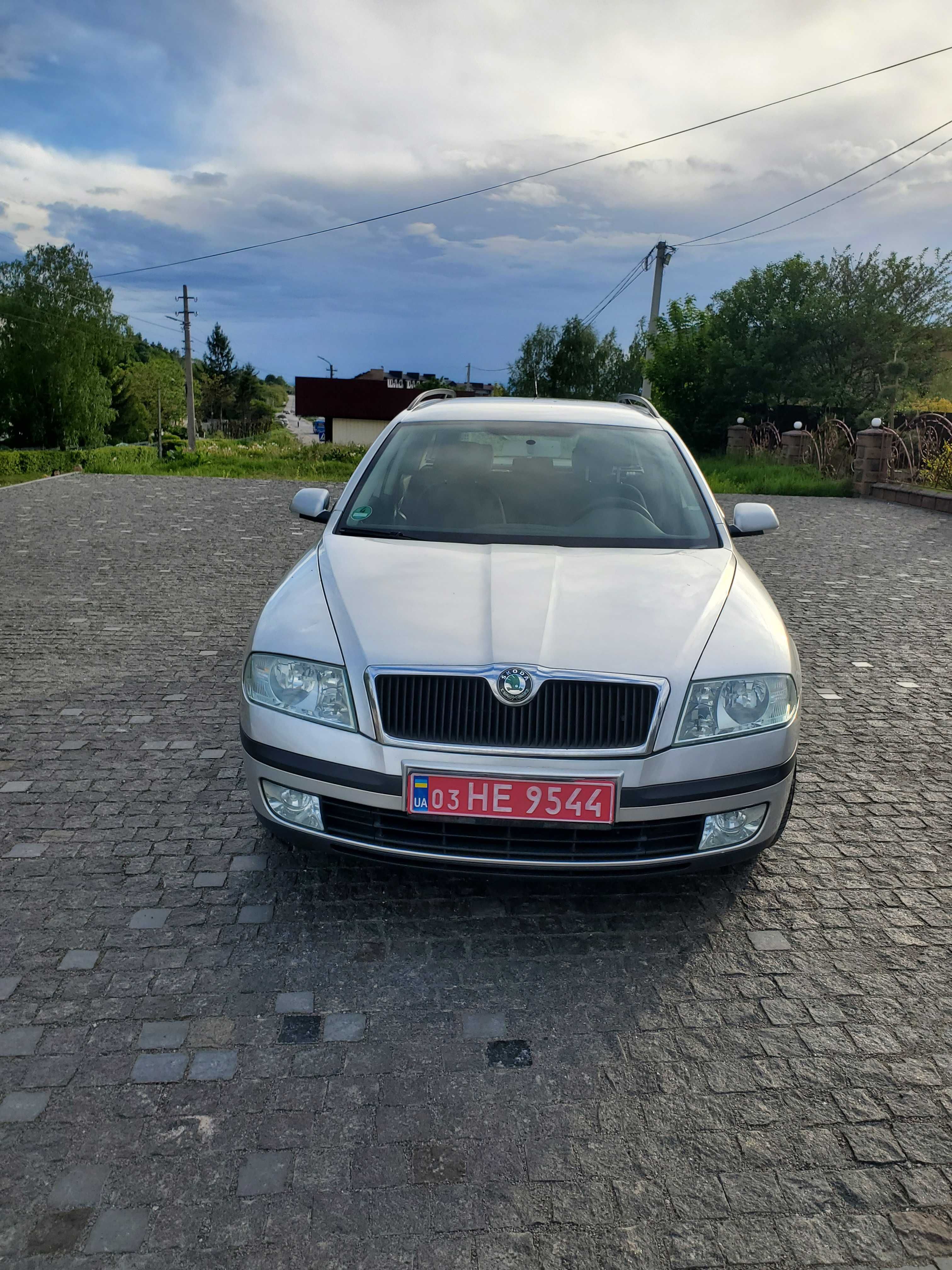 Шкода А5 1.6 MPI 2005 рік