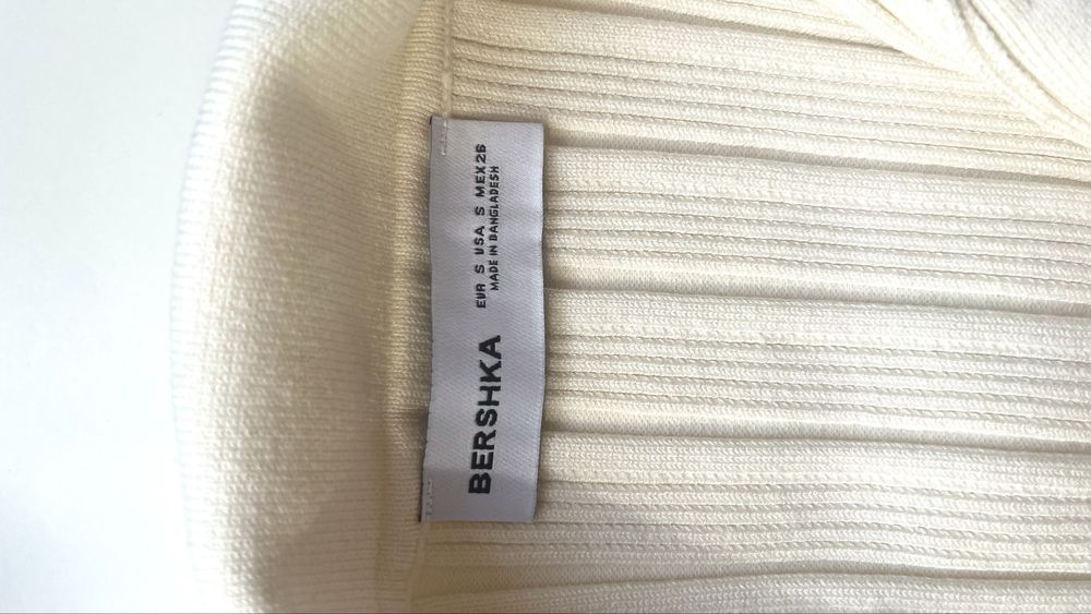 Сукня трикотажна Bershka S