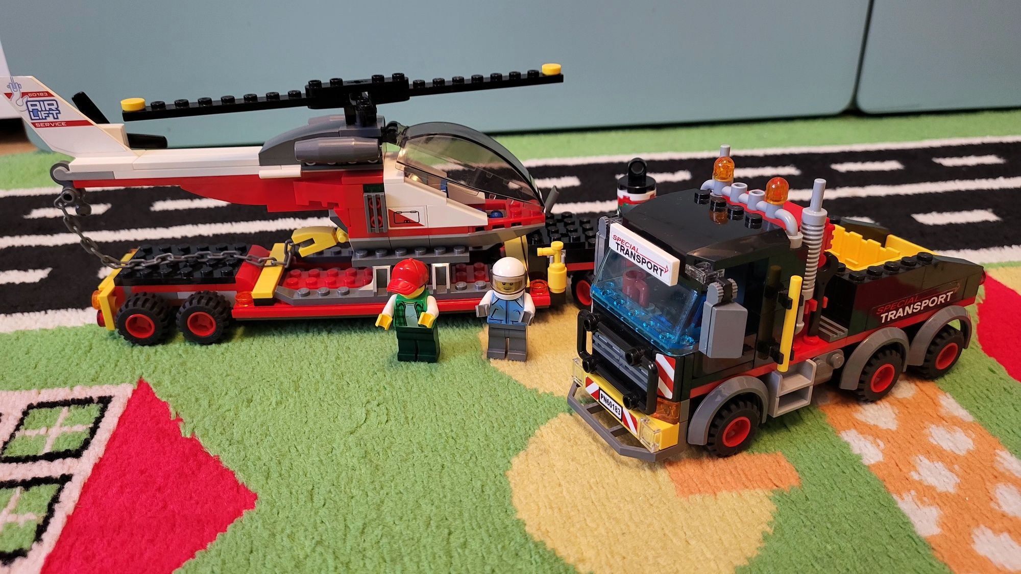 LEGO City 60183 - Transporter ciężkich ładunków