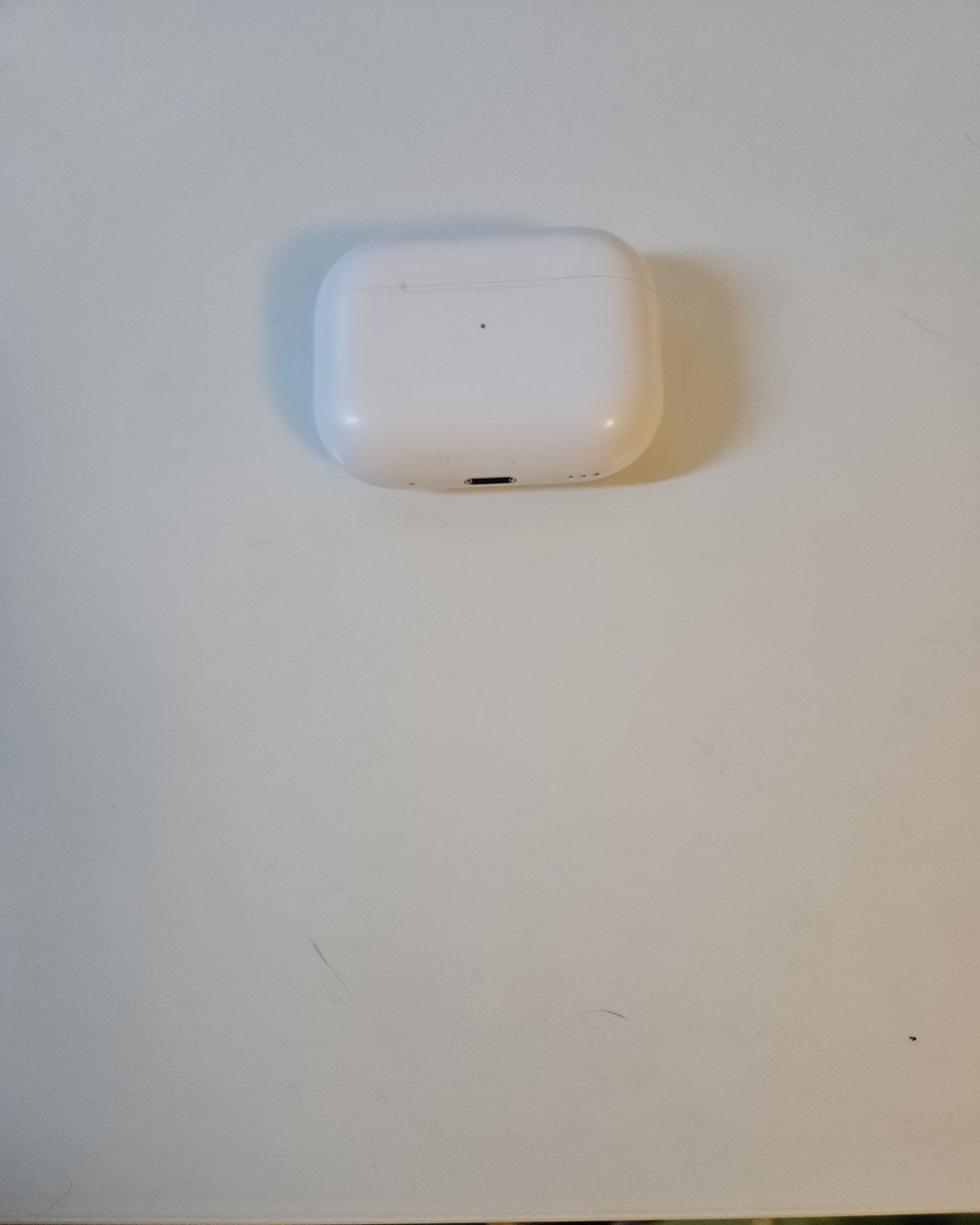 AirPods Pro 2 (fone direito + caixa)
originais Apple
LA
funcionar bem