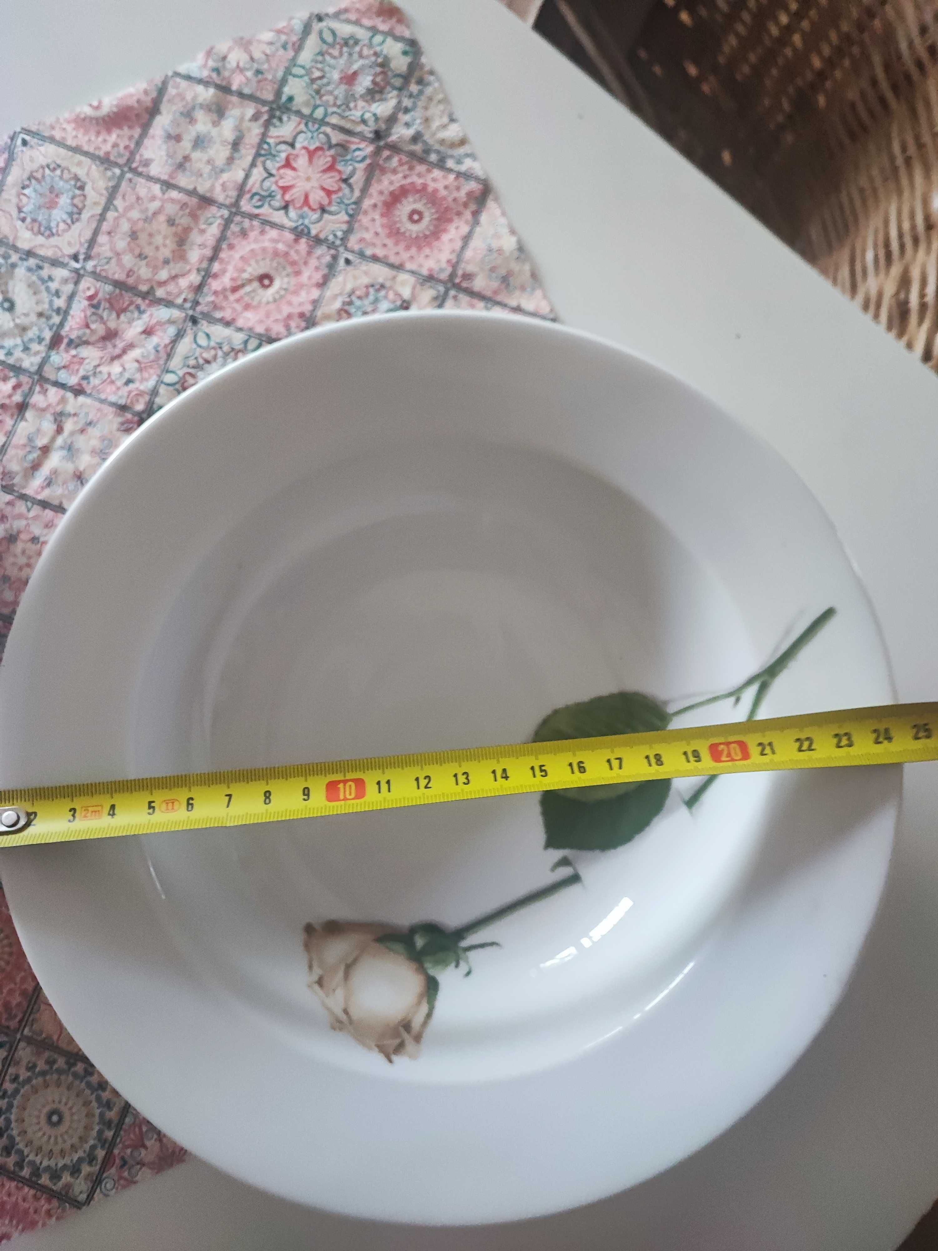 Porcelana Chodzież zestaw obiadowy