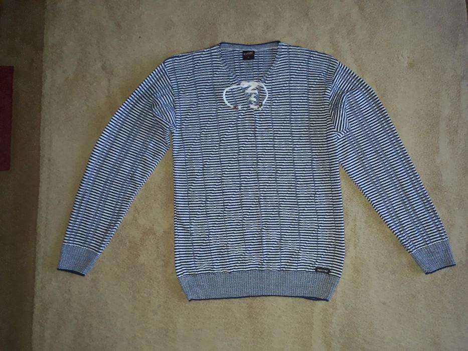 Красивый мужской свитер, размер 48