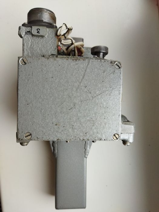 Трансформатори .Діоди   КД 202К. Електро моторчіки