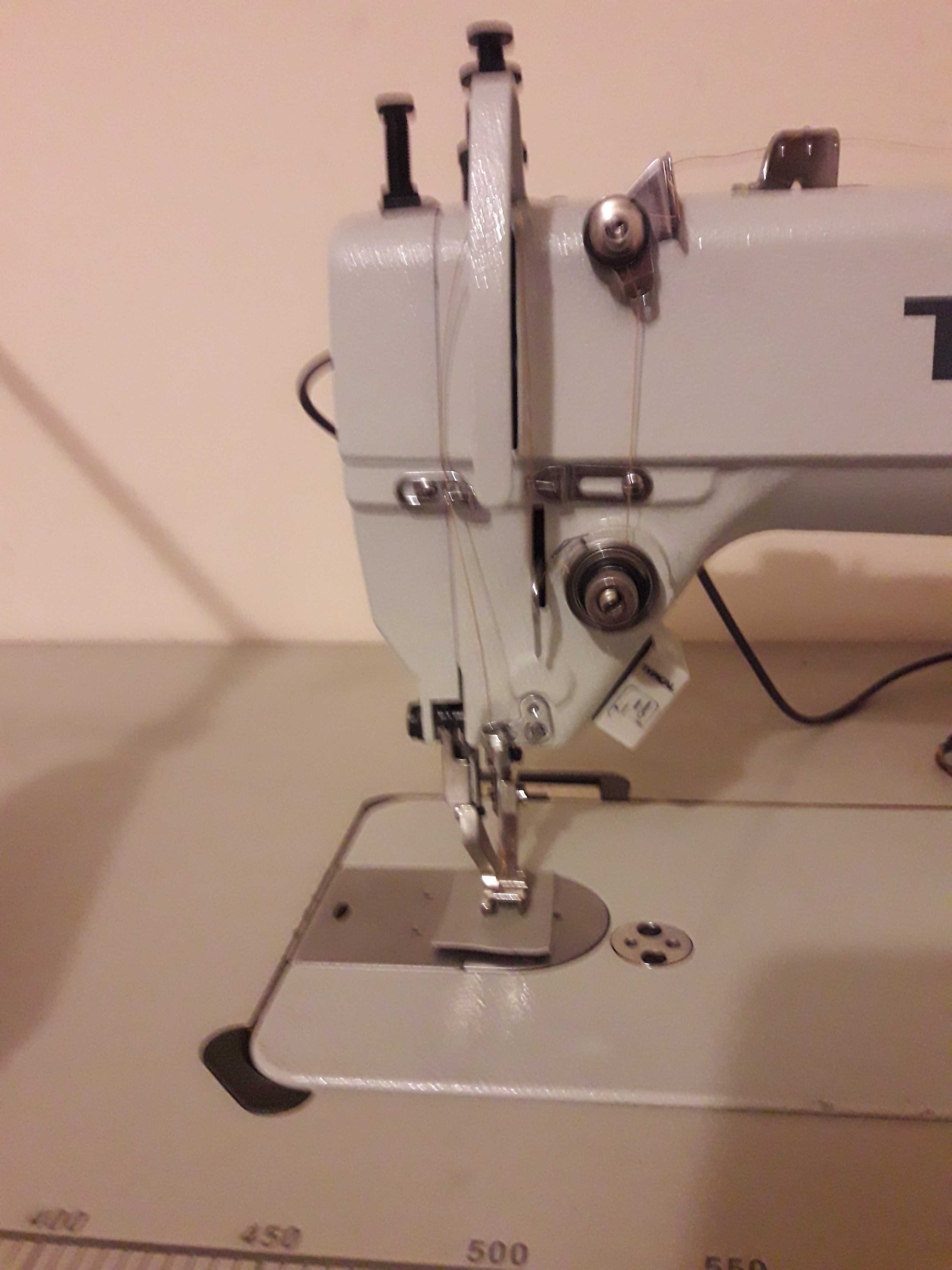 Швейная машынка типикал  GC0303D