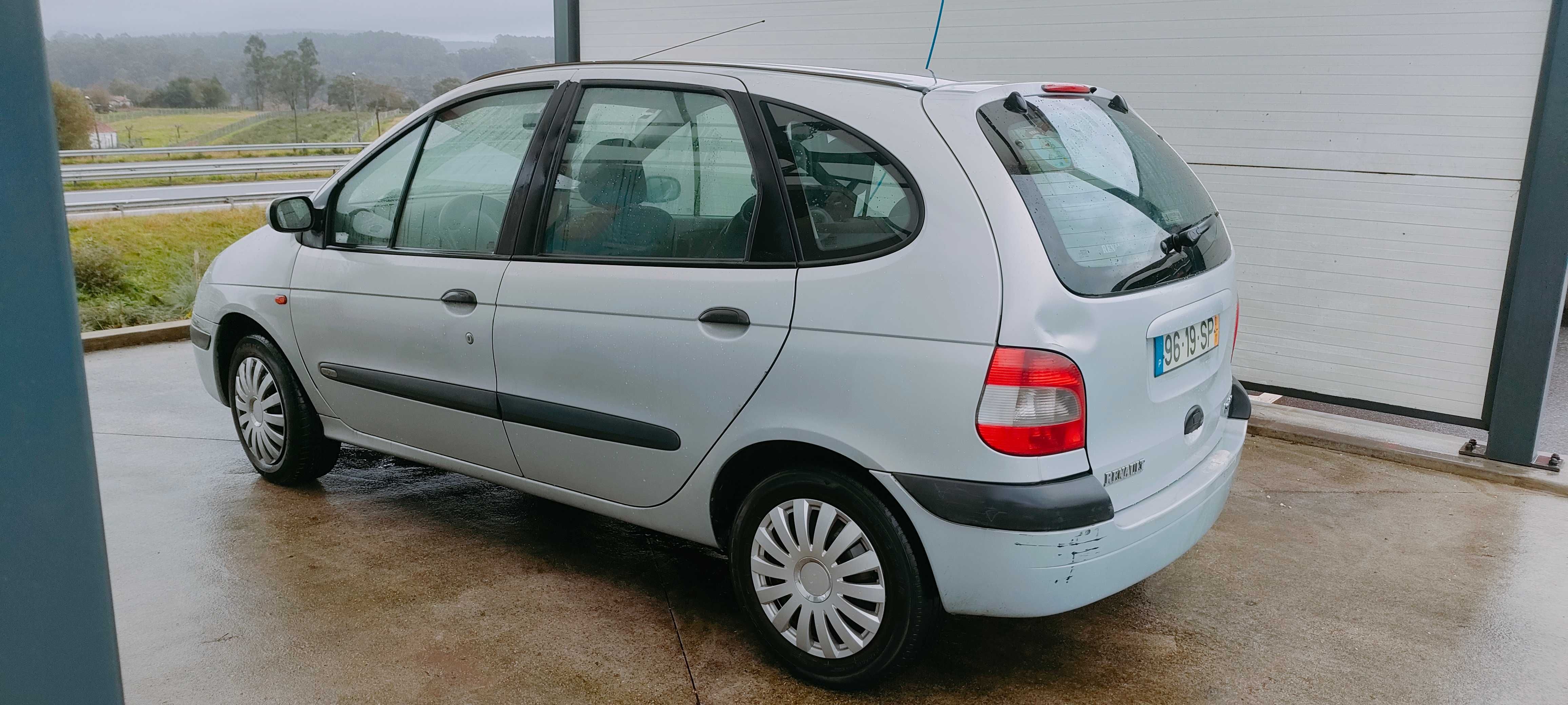 Renault Megane Scenic