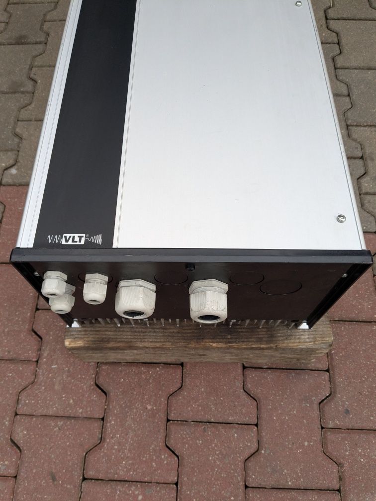 Falownik Danfoss Vlt 6000 Vlt 6042 30kW 22kW 43,8kVA 61A
