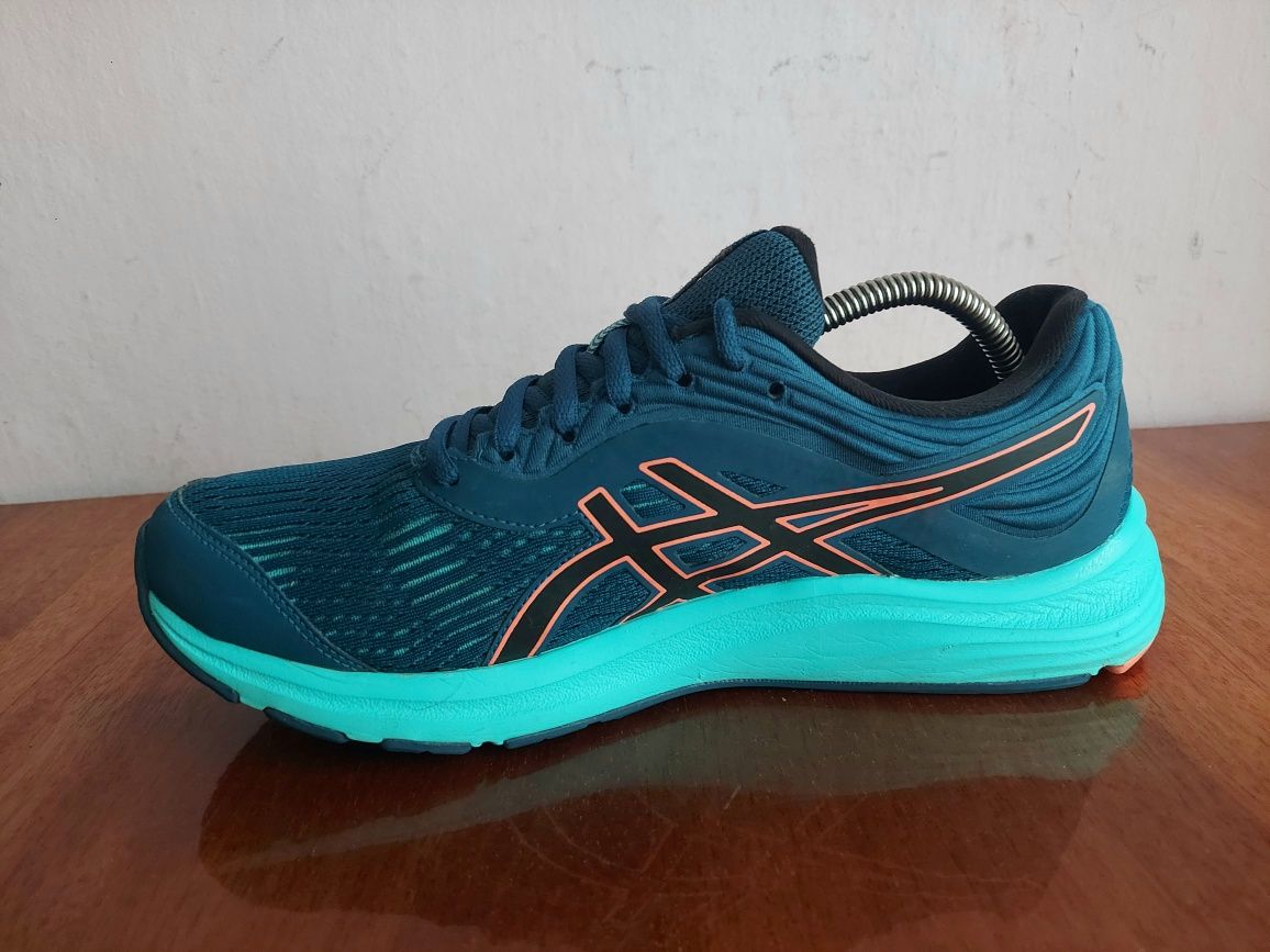 Кроссовки бігові фірми Asics gel pulse 11 gore tex оригінал 

Розмір п