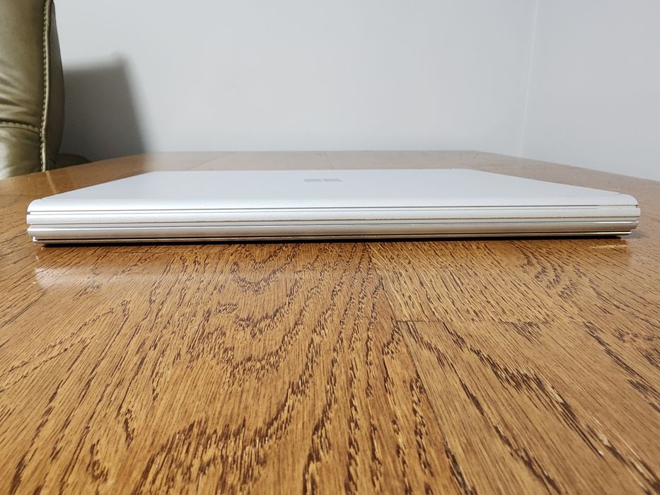 Surface BOOK 3 13.5" i5 8/256 Wind 11Pro