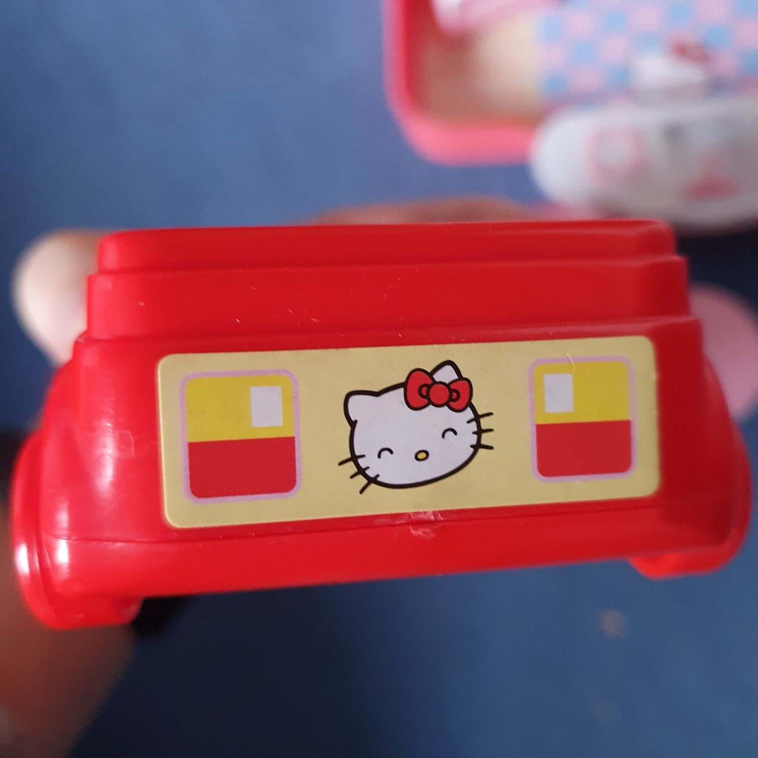 Zestaw hello kitty walizka domek kawiarnia mamy