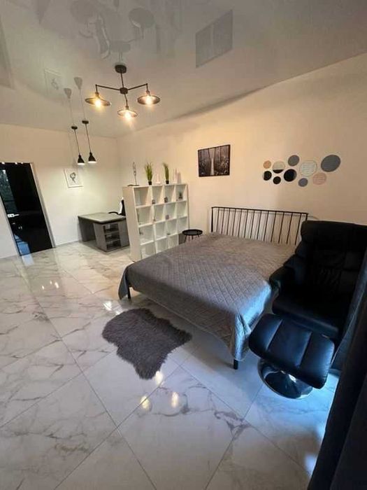 Оренда 1-к квартири в новобудові на вул. Зелена