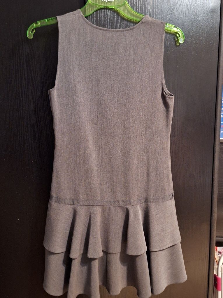 elegancka sukienka grafitowa alternative coquette casual