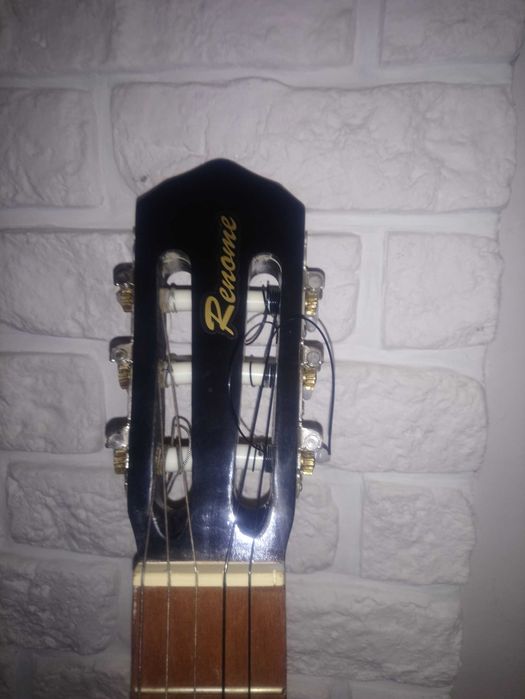 Продам гітару Renome у гарному стані