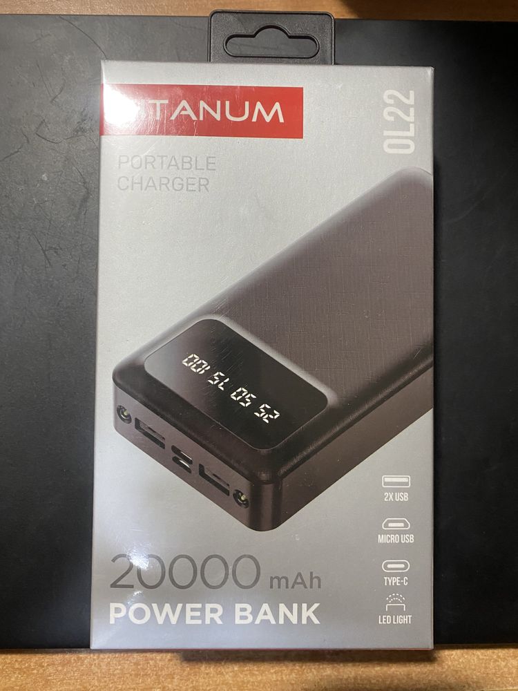 Повербанк 20000mAh TITANUM OL22 Black c фонариком (TPB-OL22-B)