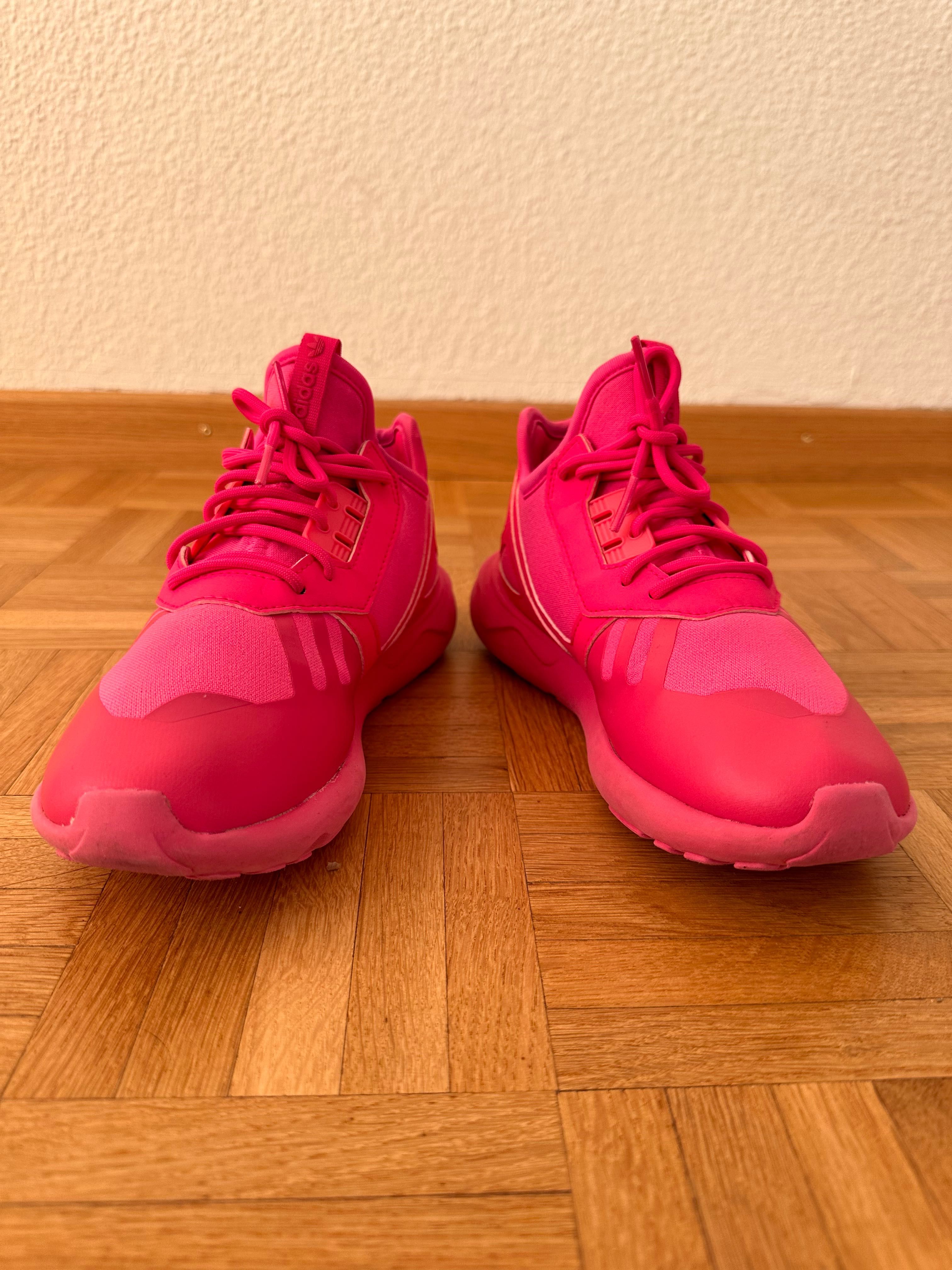 Кроссовки adidas на девочку, размер 35, стелька 22 см