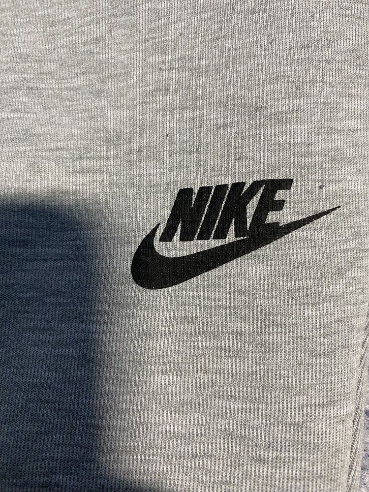 Штаны Nike Tech Fleece