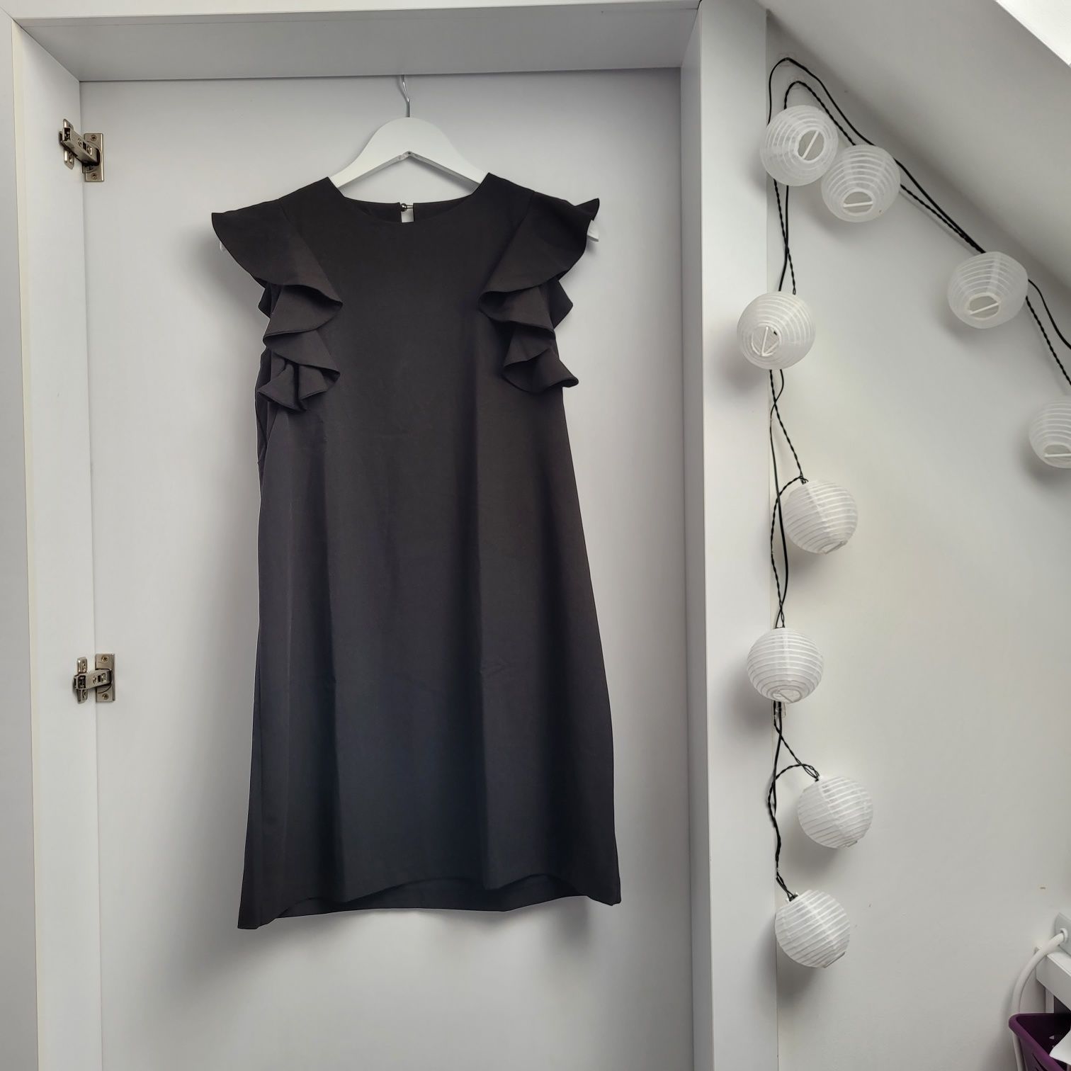 Sukienka mała czarna M/L