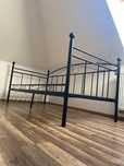 Sprzedam łóżko metalowe 90x200