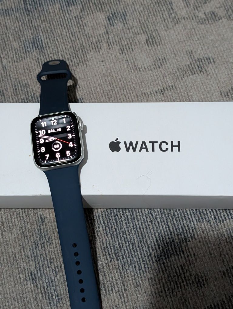 Apple watch SE 2 44MM