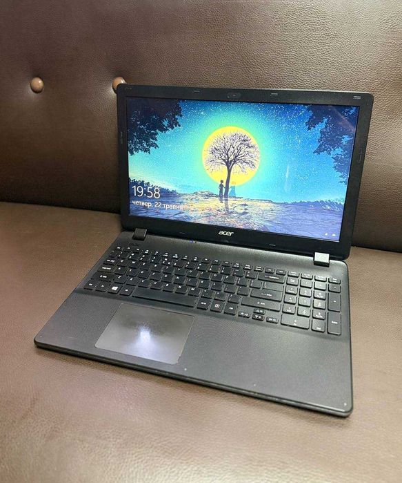 Ігровий Ноутбук бу Acer Aspire ES1-512 / 4GB / SSD 120GB