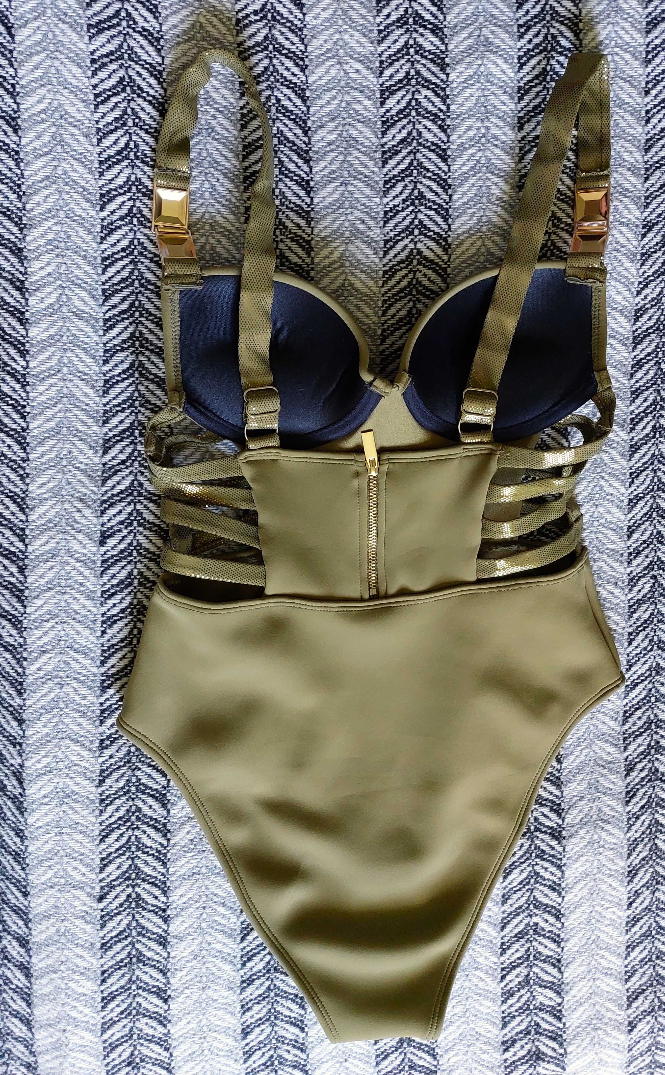 Купальник River Island Оливка/Хакі (суцільний, з push-up ефектом)