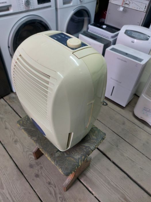 Осушувач повітря вологозбирач вологопоглинач Comfee 10л