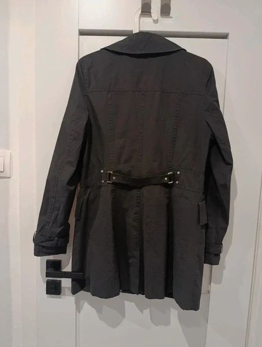 Czarny płaszcz trencz Basic classic s