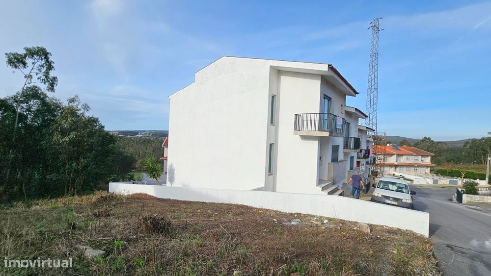 Moradia em Banda, T3, em GONDIFELOS Vila Nova de Famalicão