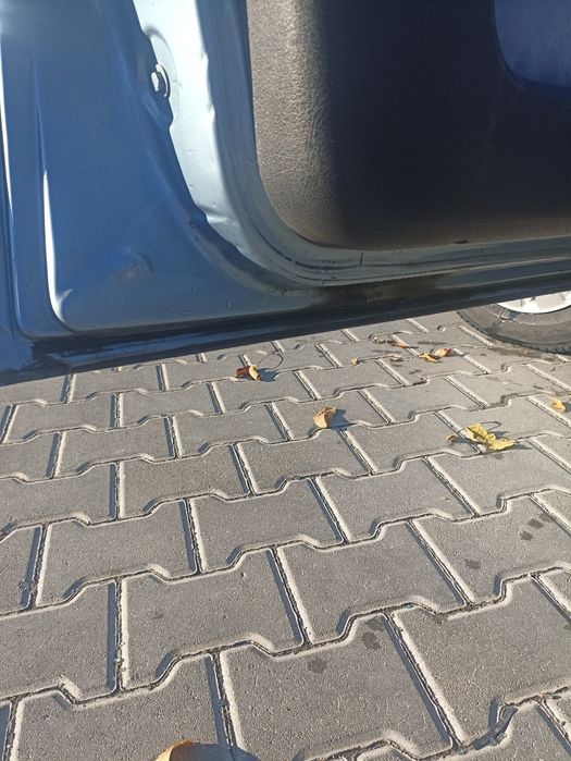 Продам авто технічно і візуально у доброму стані.