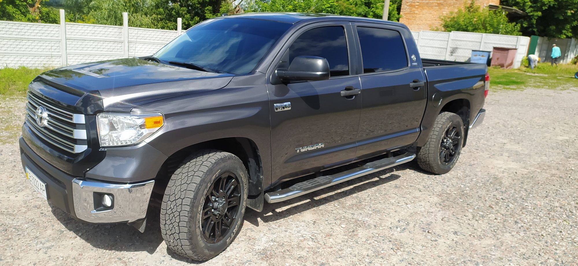 Toyota Tundra CrewMax 2014 4x4