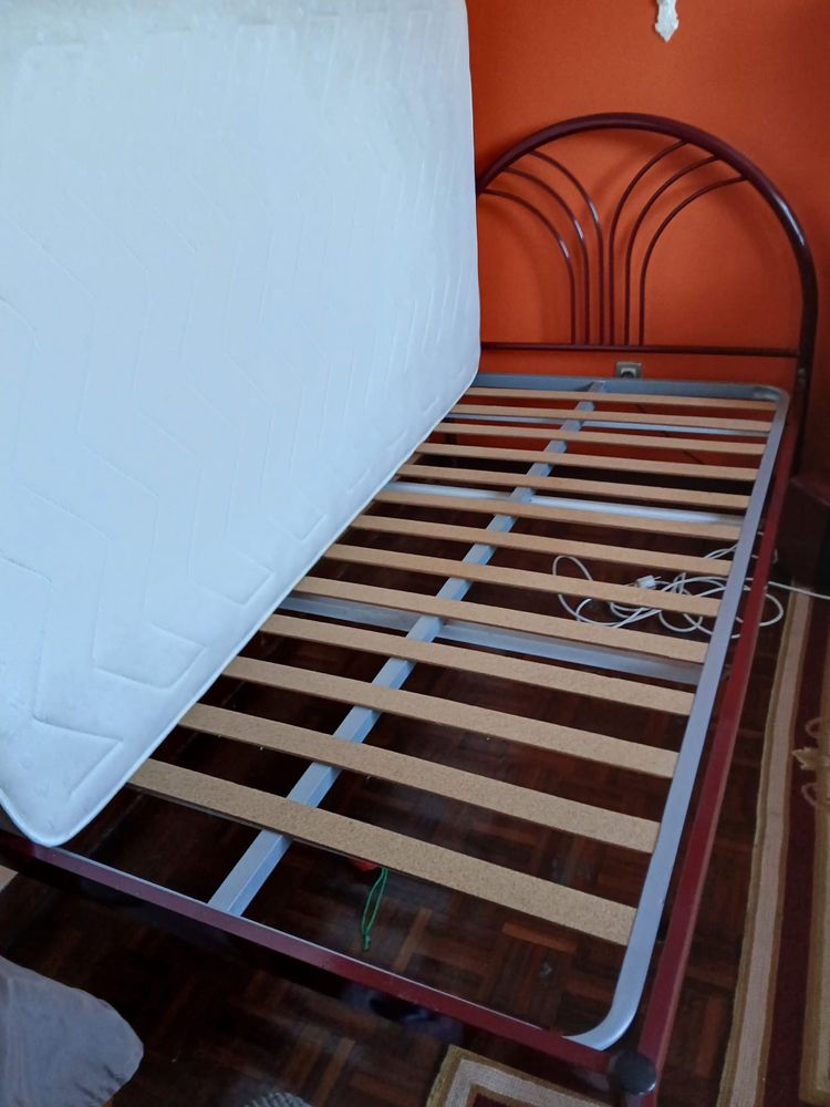 cama de solteiro