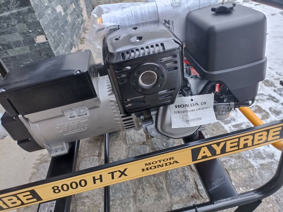 Генератор AYERBE 8000H TX із бензиновим двигуном Honda GX390