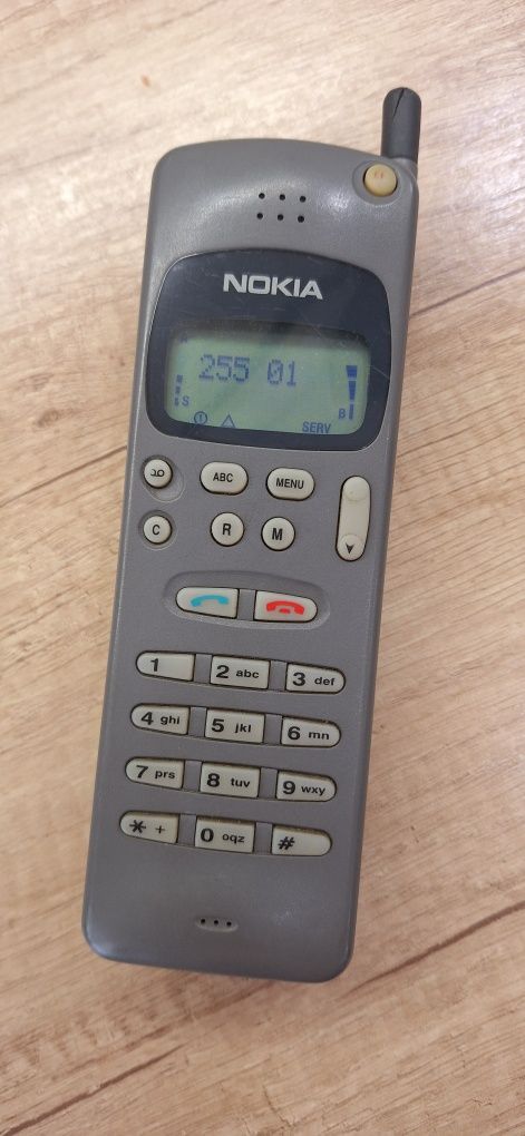 Редкая NOKIA 2010 GSM , рабочая (№3)